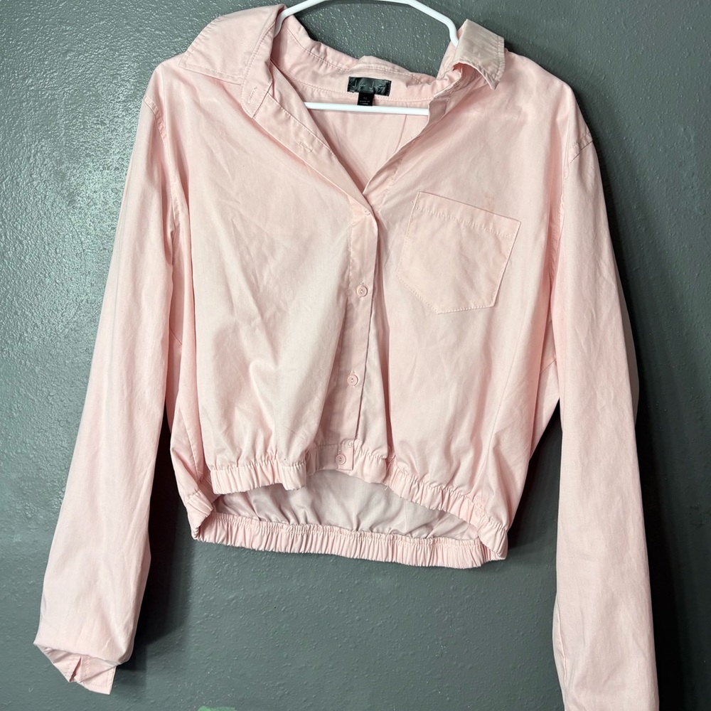 Pink button up cropped shirt
